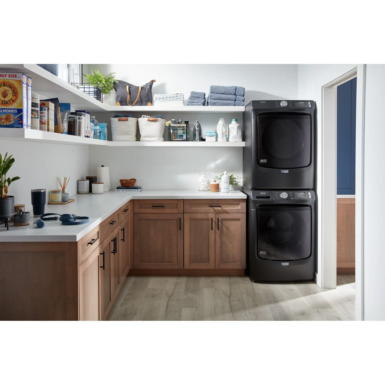 Maytag Volcano Black Front-Load Washer (5.2 cu. ft.) & Electric Dryer (7.3 cu. ft.) - MHW5630MBK/YMED5630MBK - Image 4