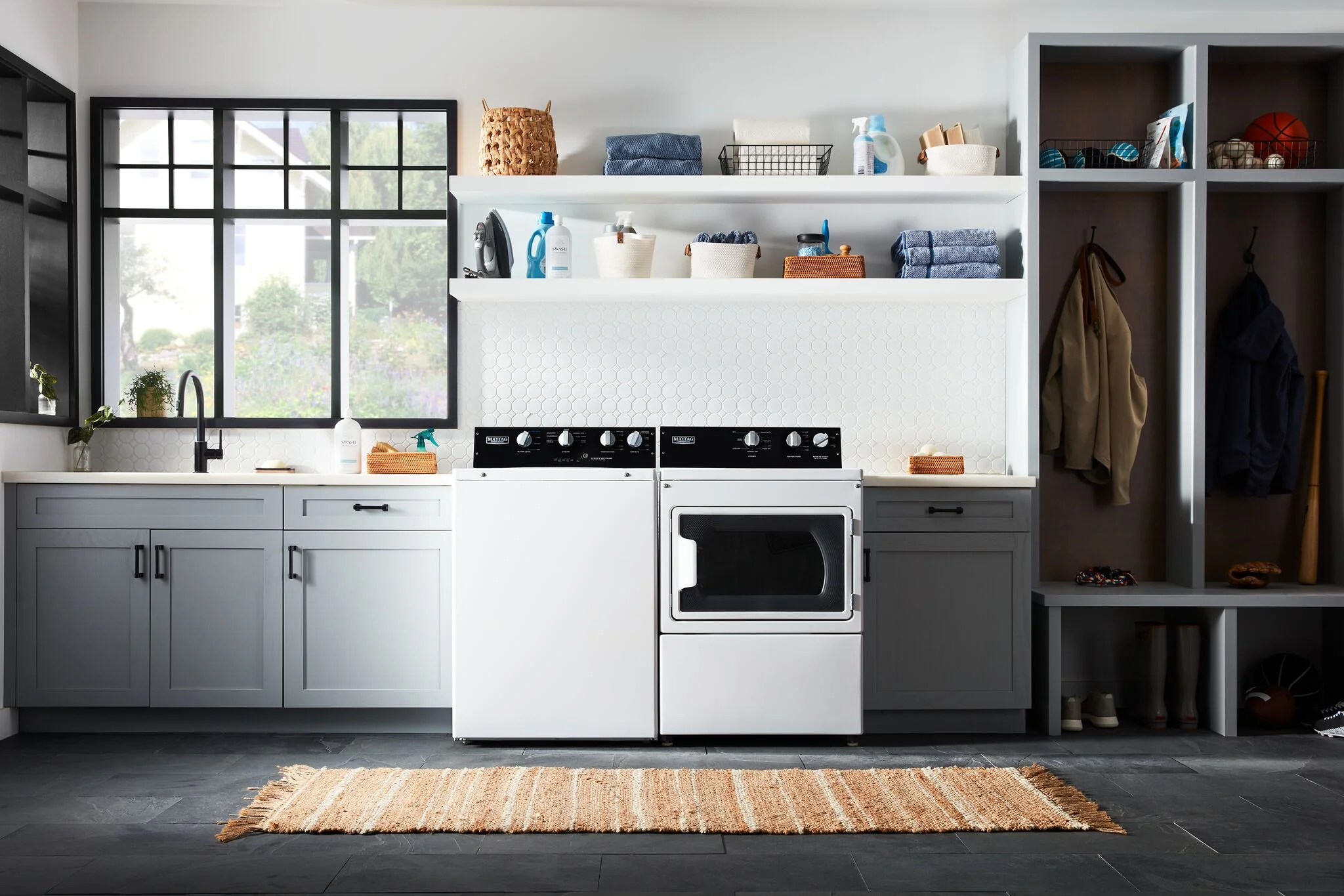 Maytag White Electric Commercial-Grade Residential Dryer (7.40 Cu Ft) - YMEDP586GW - Image 3