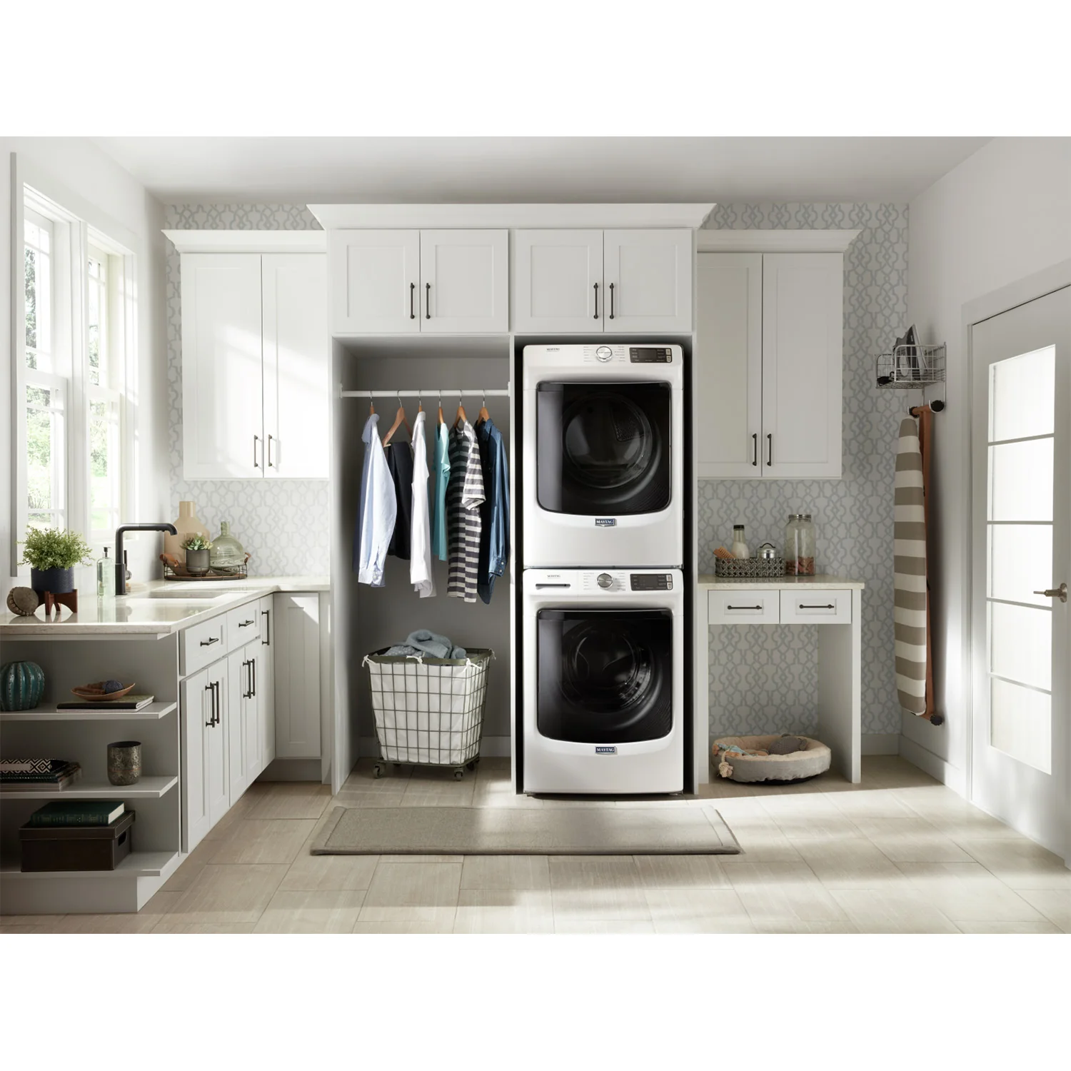 Maytag White Front-Load Washer (5.5 cu. ft.) & Gas Dryer (7.3 cu. ft.) - MHW6630HW/MGD5630HW - Image 5