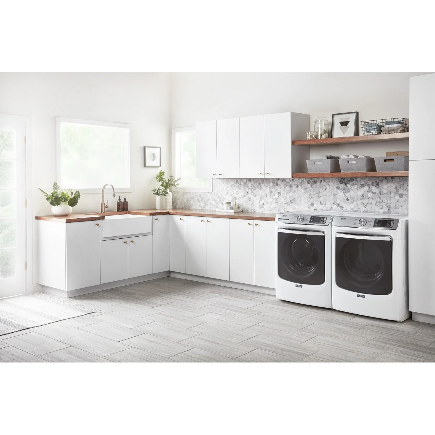 Maytag White Front-Load Washer (5.8 cu. ft.) & Gas Dryer (7.3 cu. ft.) - MHW8630HW/MGD8630HW - Image 9