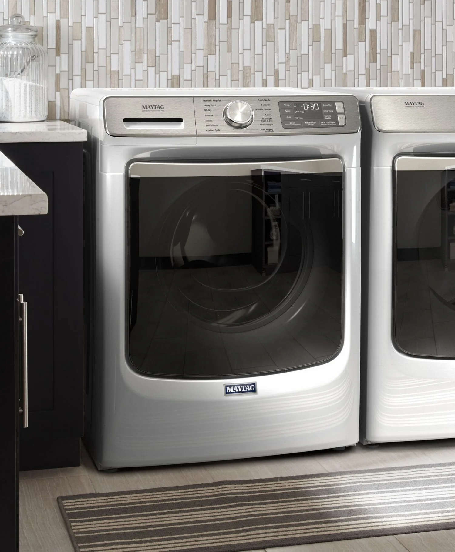 Maytag White Front Load Washer (5.8 Cu. Ft.) - MHW8630HW - Image 4