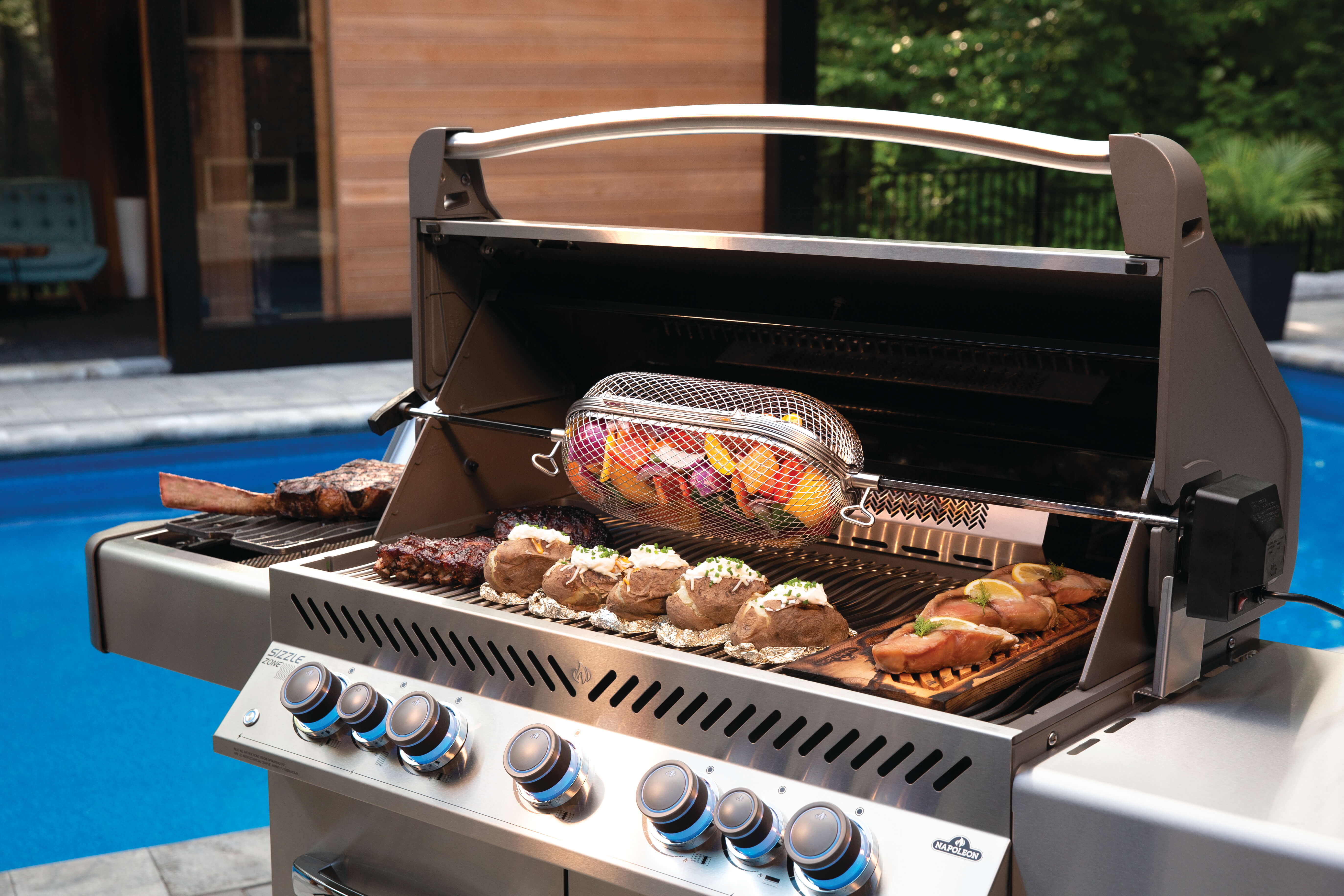 Napoleon Rotisserie Grill Basket 6400 - Image 3