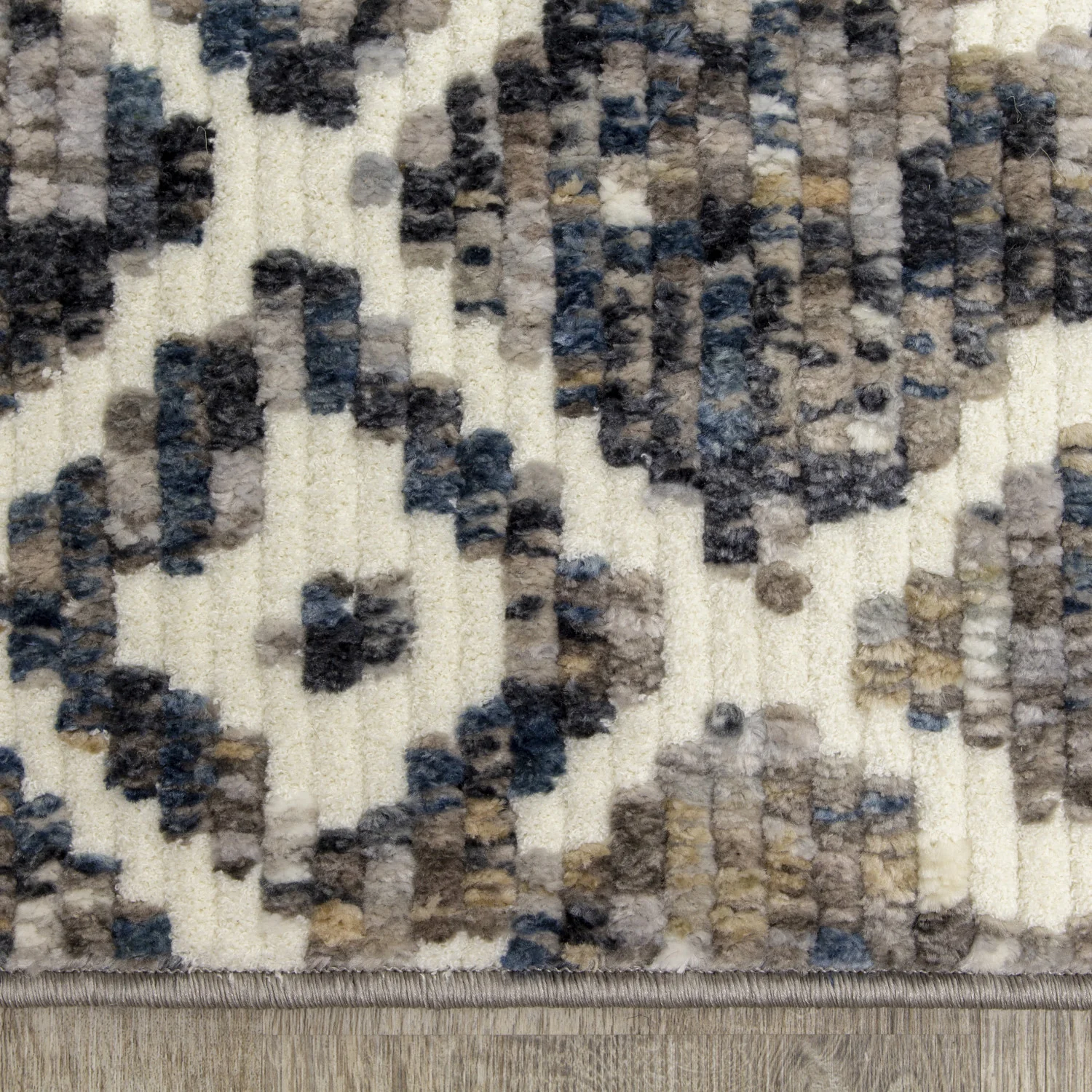 Natick 5'3" X 7'7" Tribal Rug - Beige Blue Area Rug - Image 8