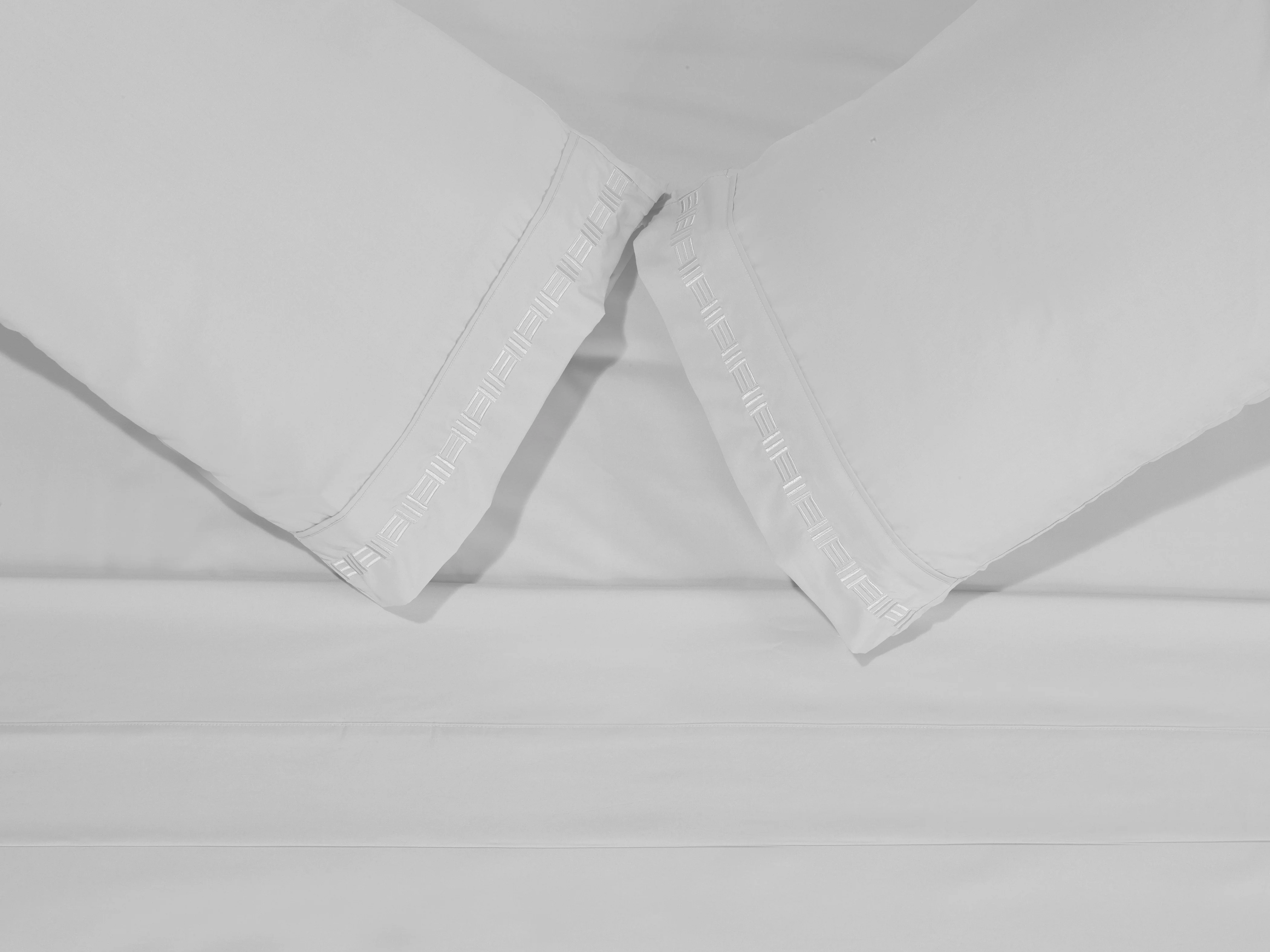 Nilus Full Sheet Set - White - Image 5