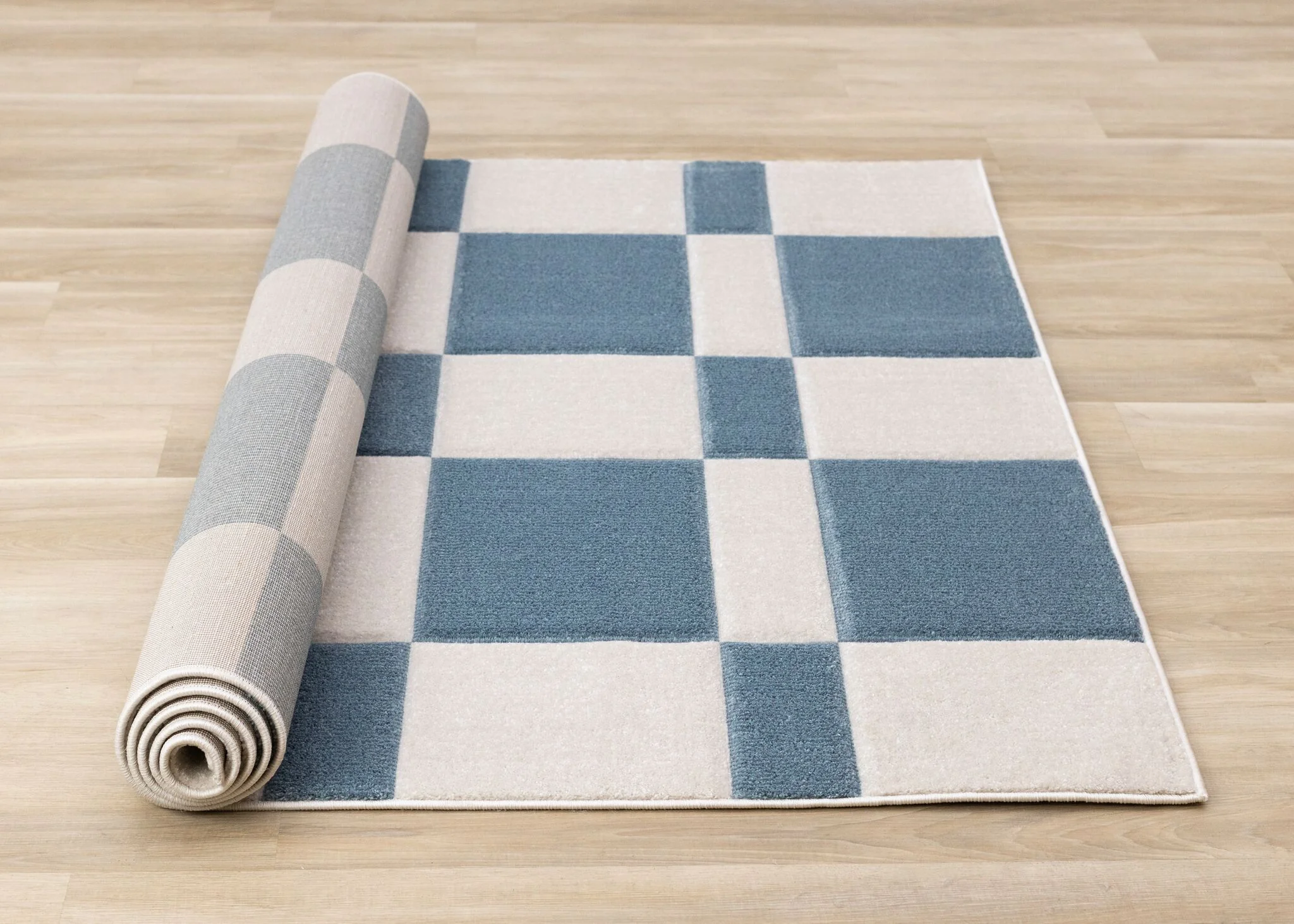 Ocean Blocks 5'3" x 7'7" Banded Rectangle Area Rug - Blue, White - Image 9