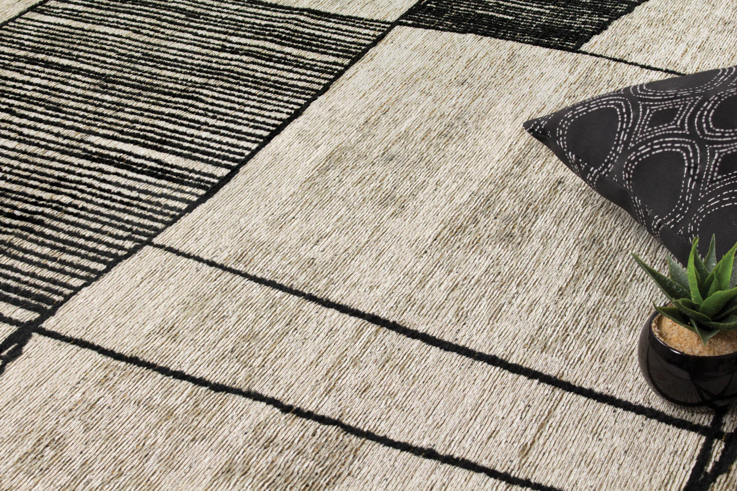 Ollie Abstract Pen Drawing Area Rug - 8' X 11' - Grey - Image 8