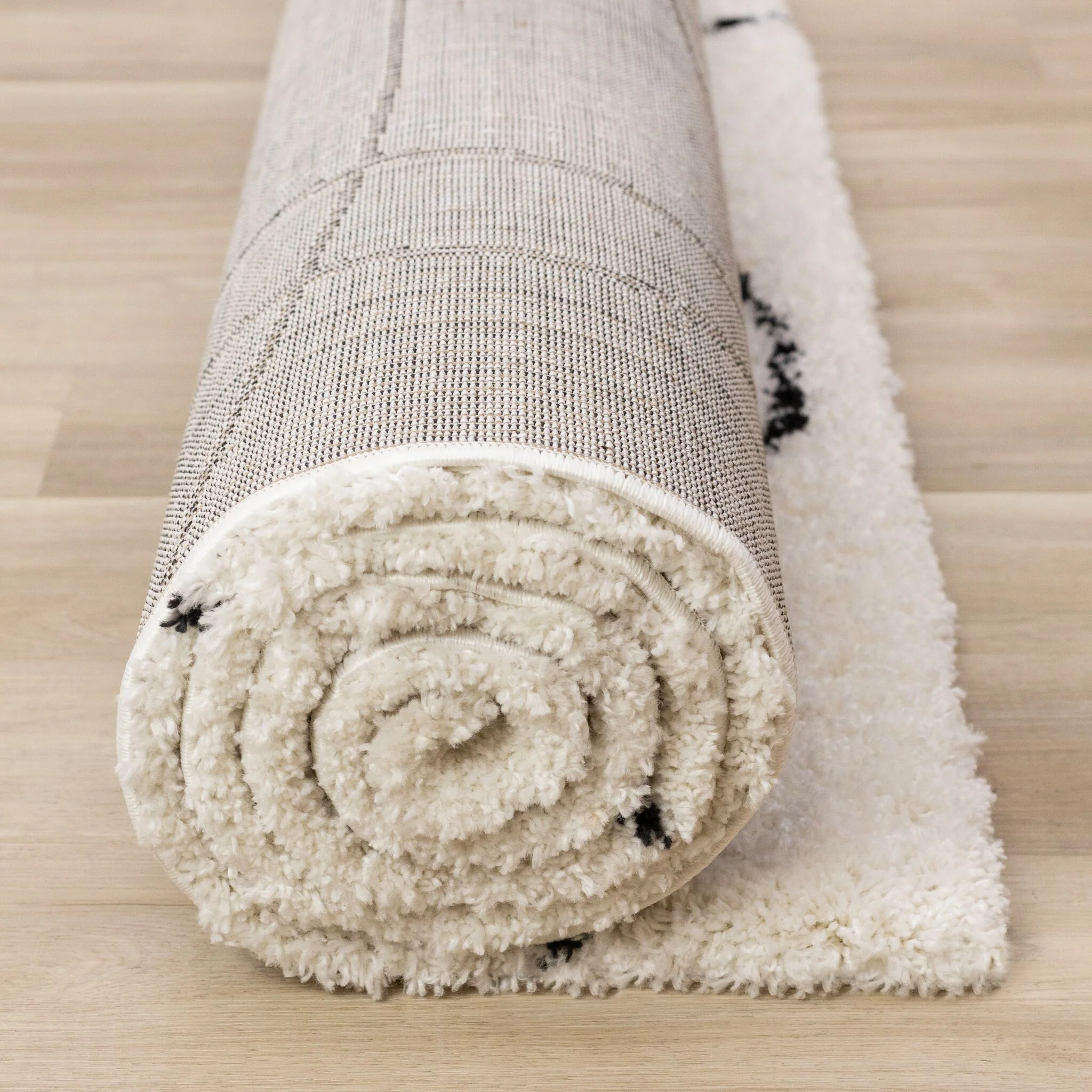 Pace 5'3" x 7'7" Outlinded Shapes Area Rug - Cream, Black - Image 9