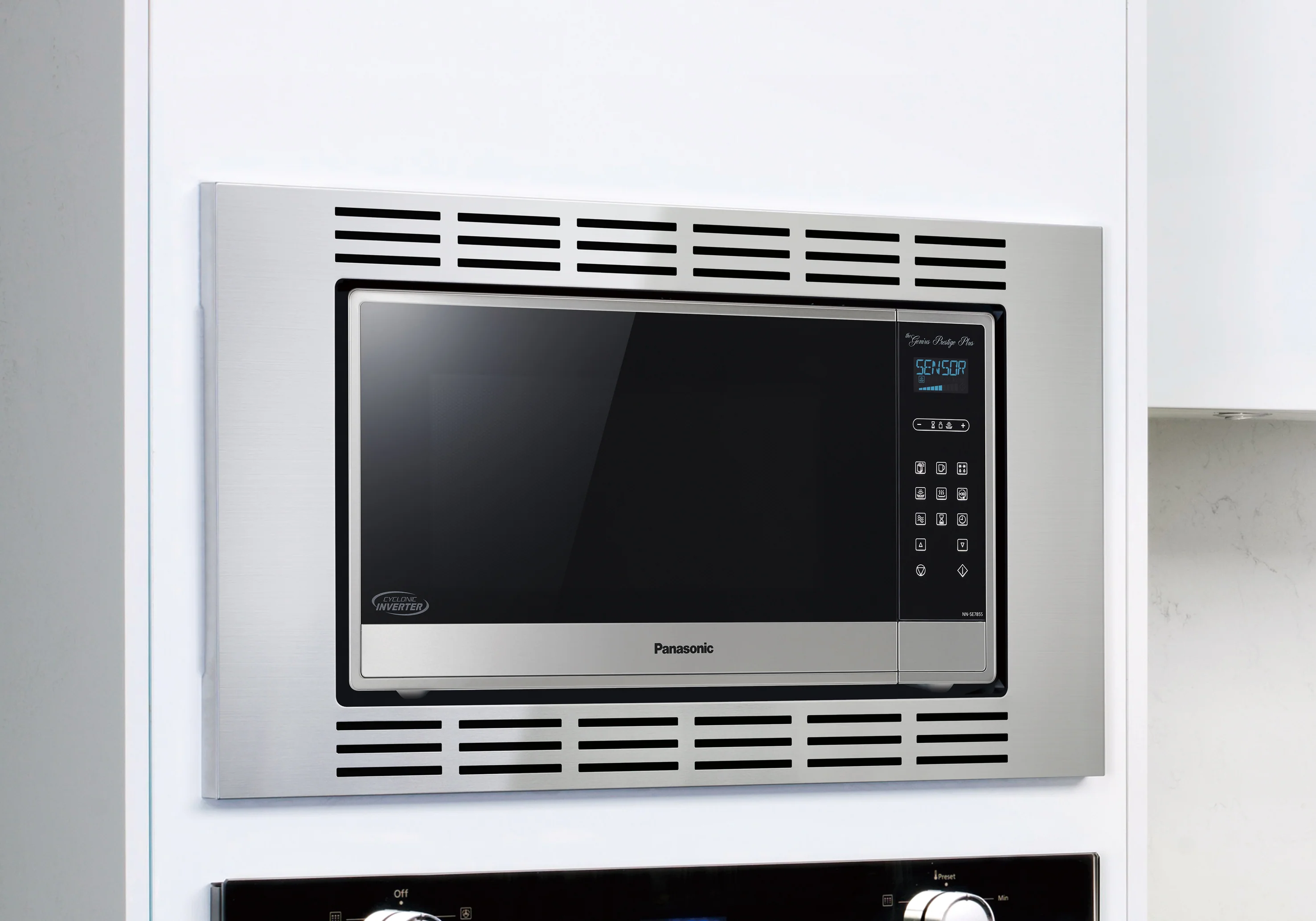 Panasonic Stainless Steel 30" Microwave Trim Kit - NNTK732S - Image 3