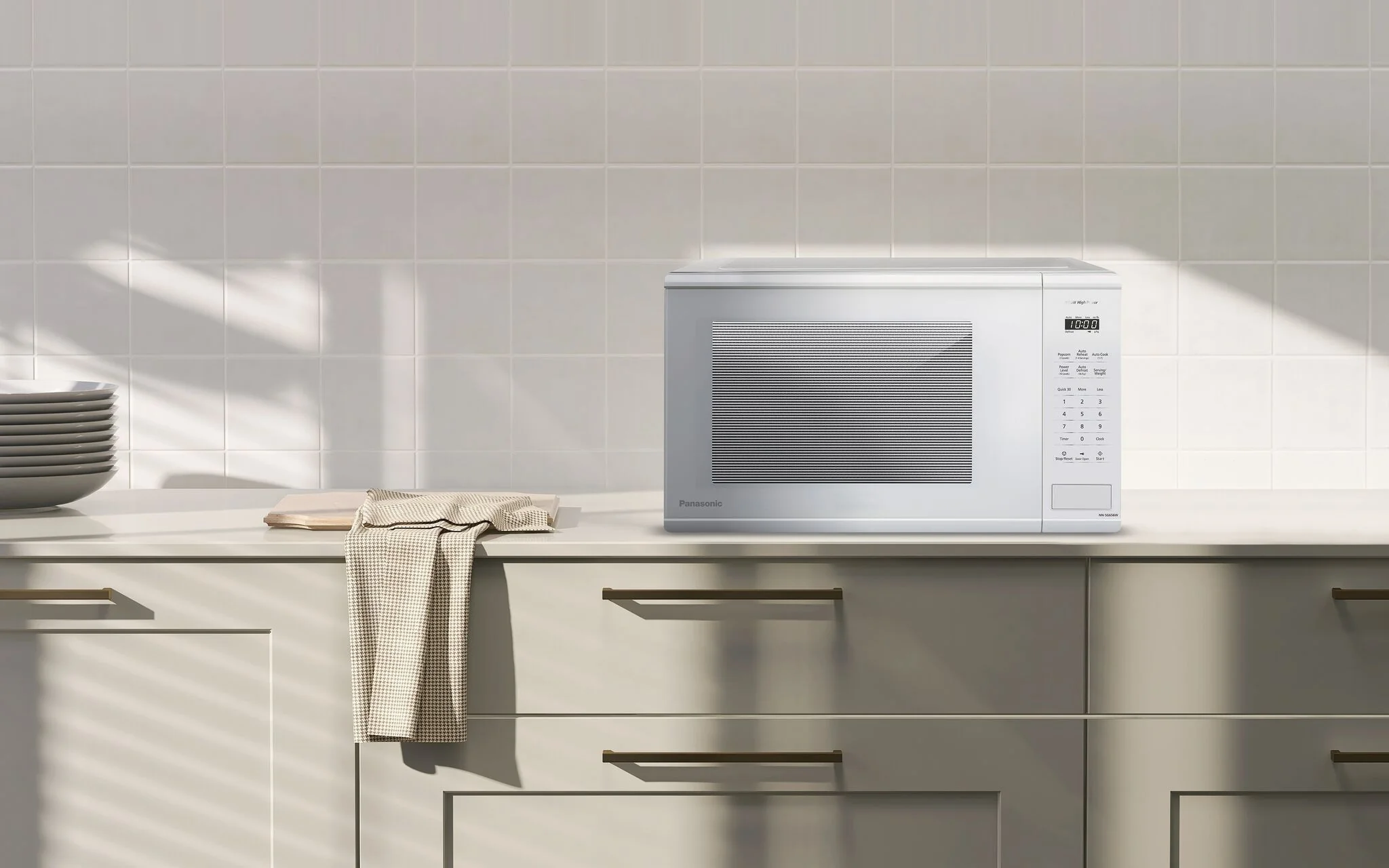 Panasonic White Countertop Microwave with Genius Sensor (1.3 Cu.Ft.) - NNSG656WC - Image 3