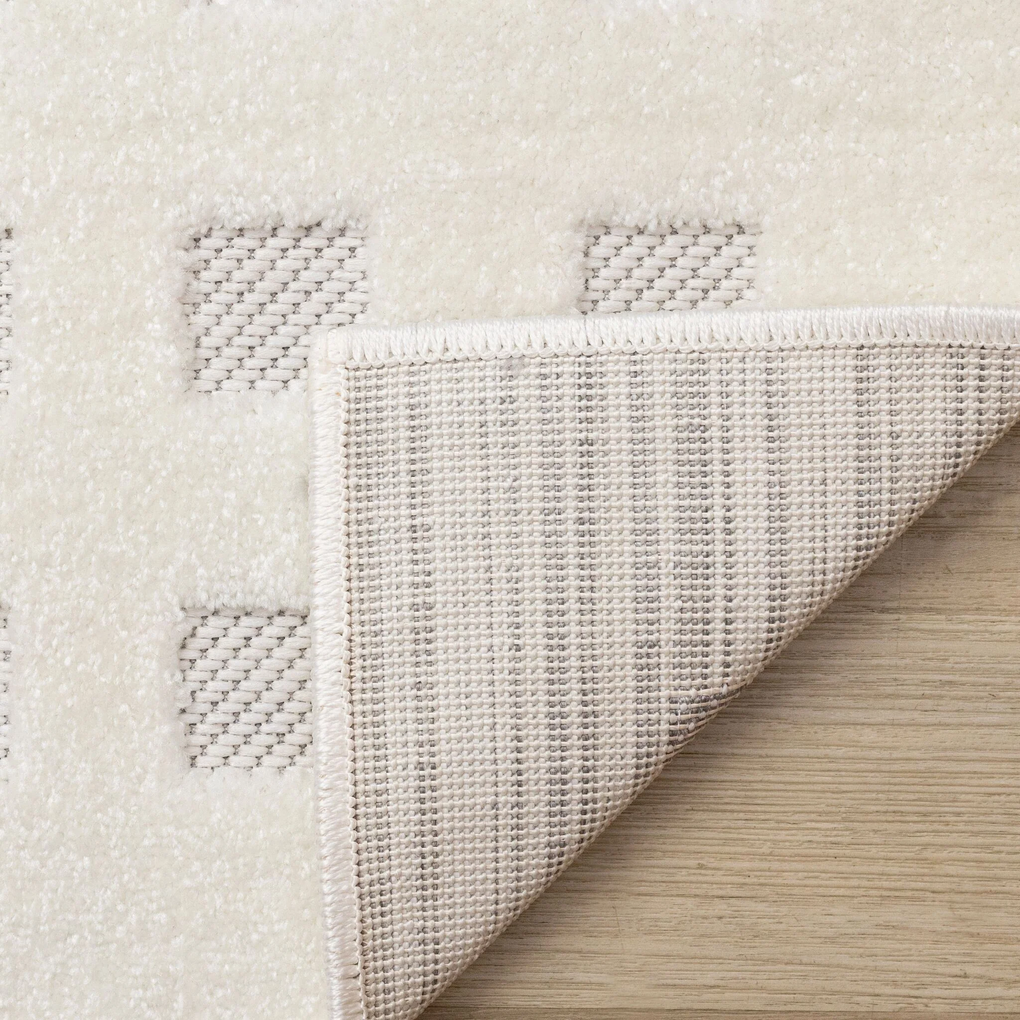 Pearl Grid 6'7" x 9'6" Grid Design Area Rug - White - Image 4