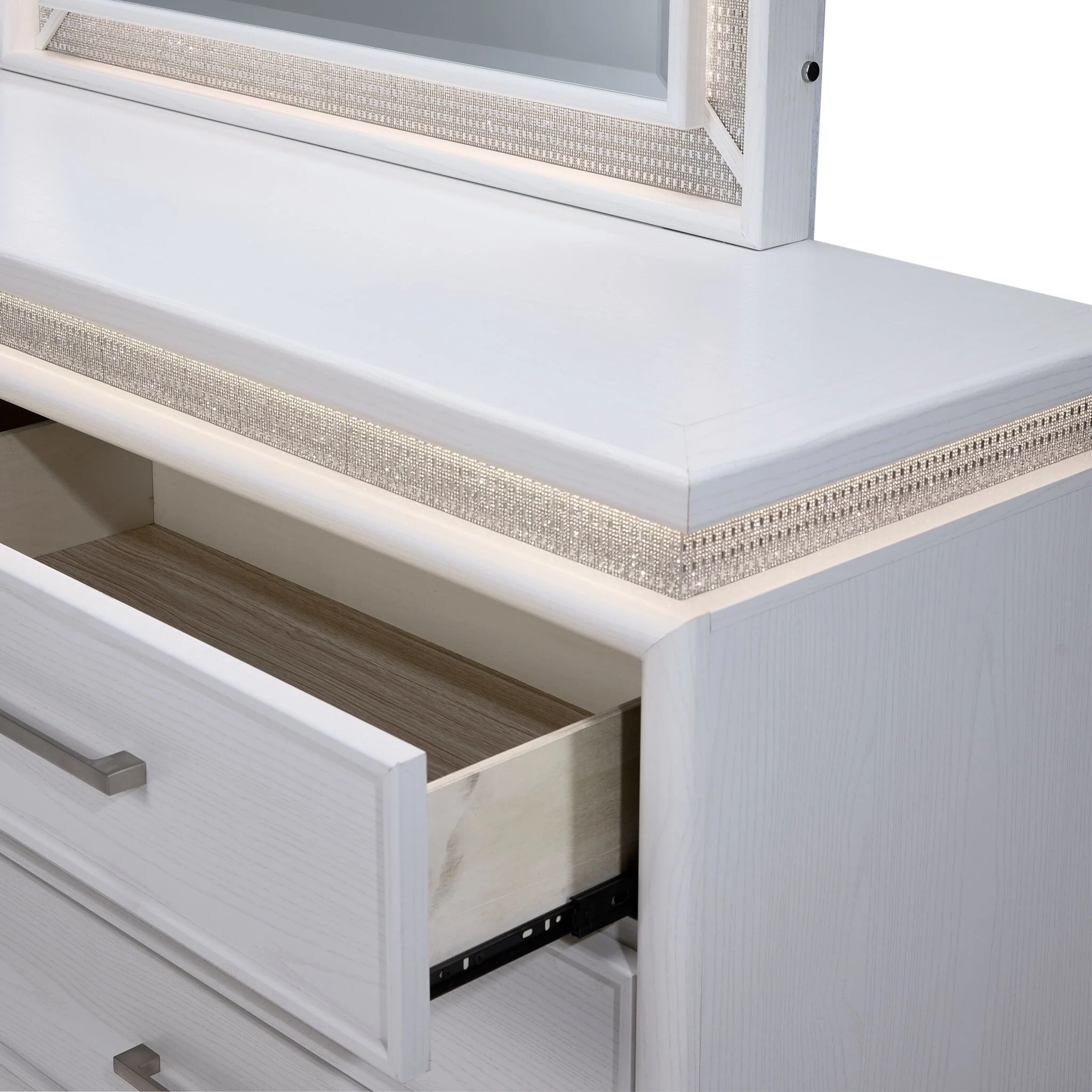 Reflections 6-Drawer Dresser - White - Image 5