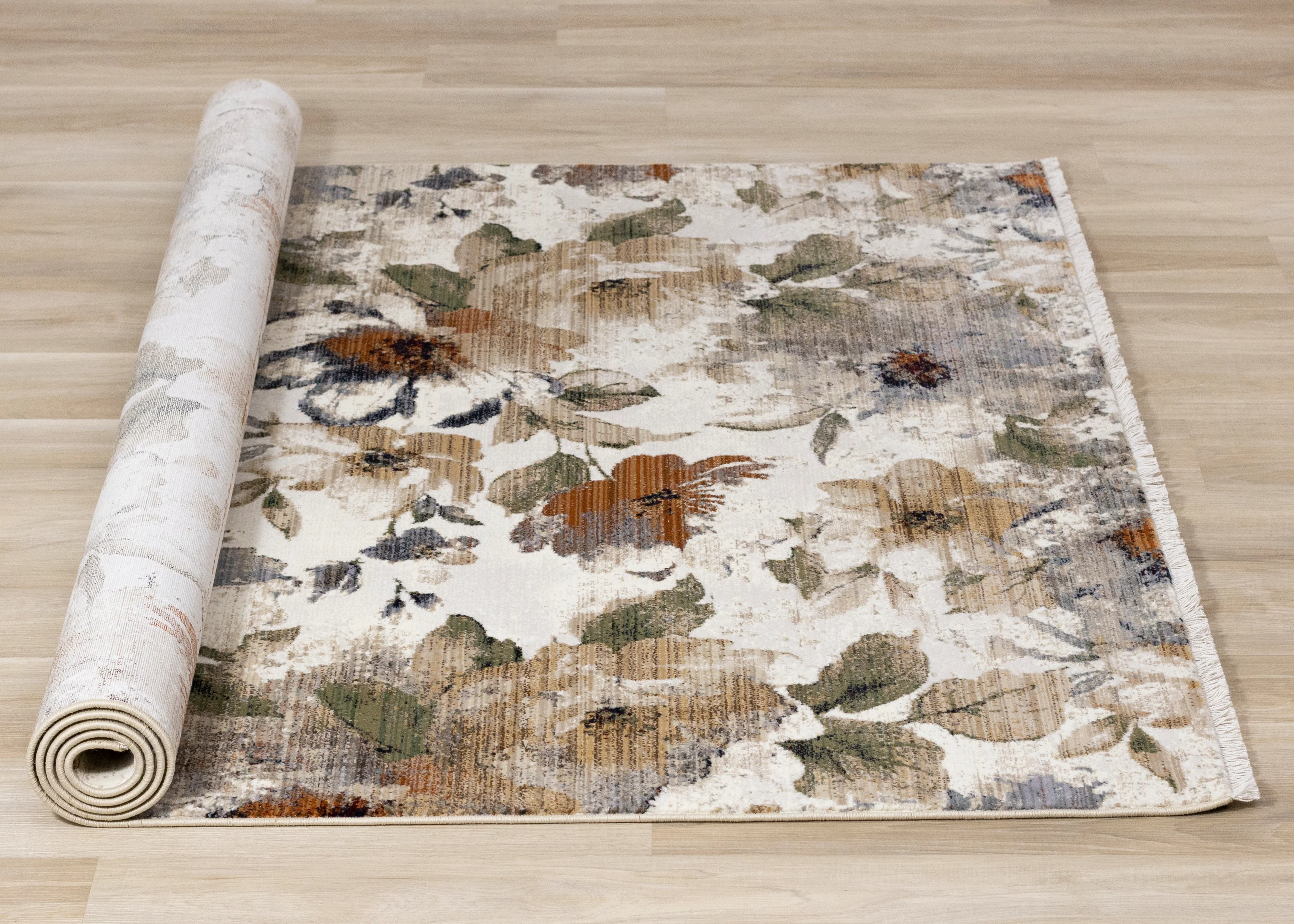 Rustic Garden 5'3" x 7'7" Warm Toned Floral Print Area Rug - Cream - Image 11