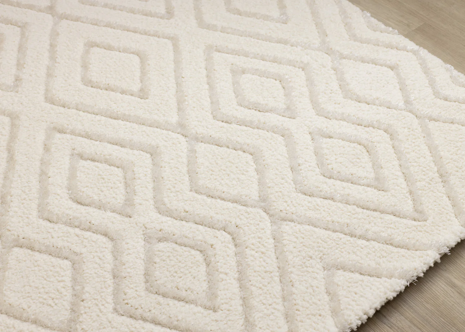 Sasha Soft Diamonds Area Rug - 8' X 11' - Cream - Image 4