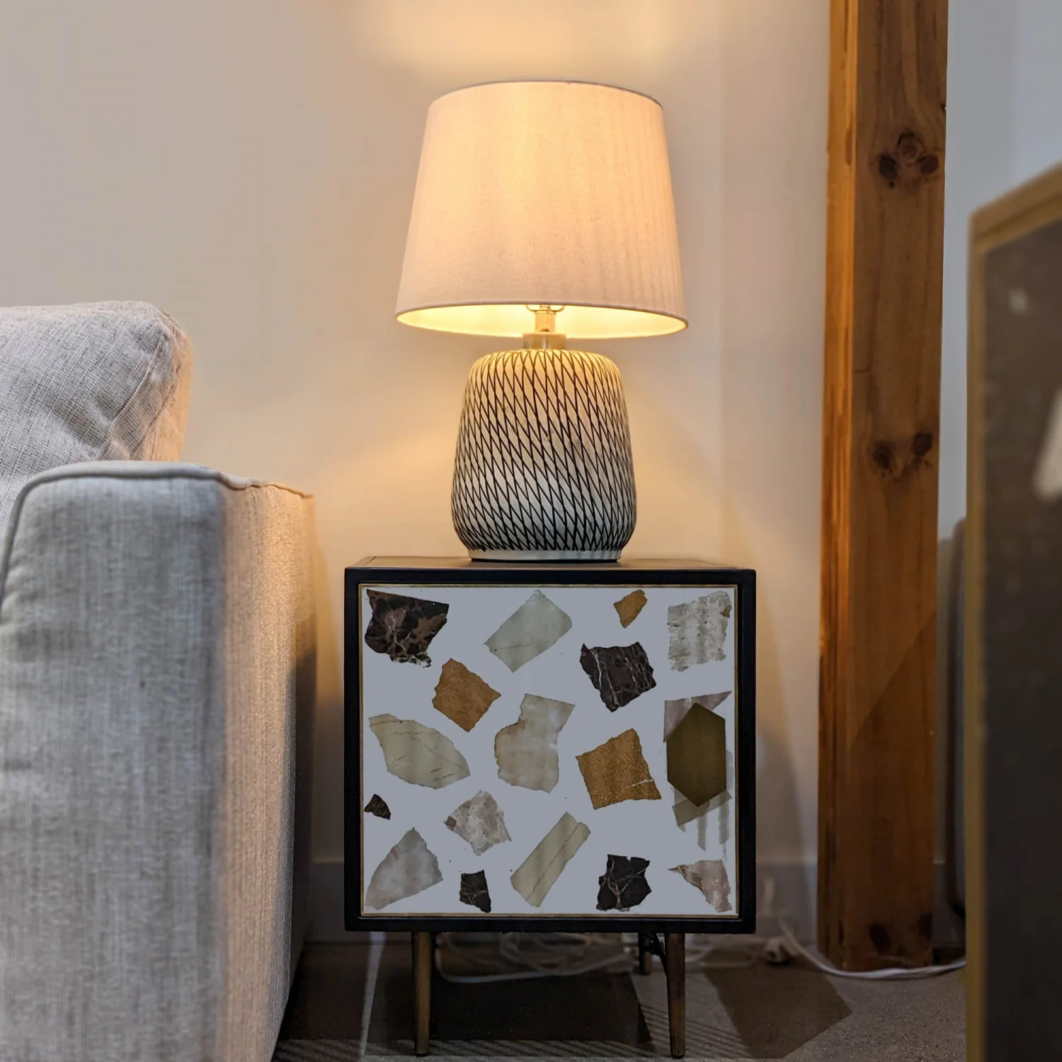 Silvane Swirl Lamp - Beige/Black - Image 7
