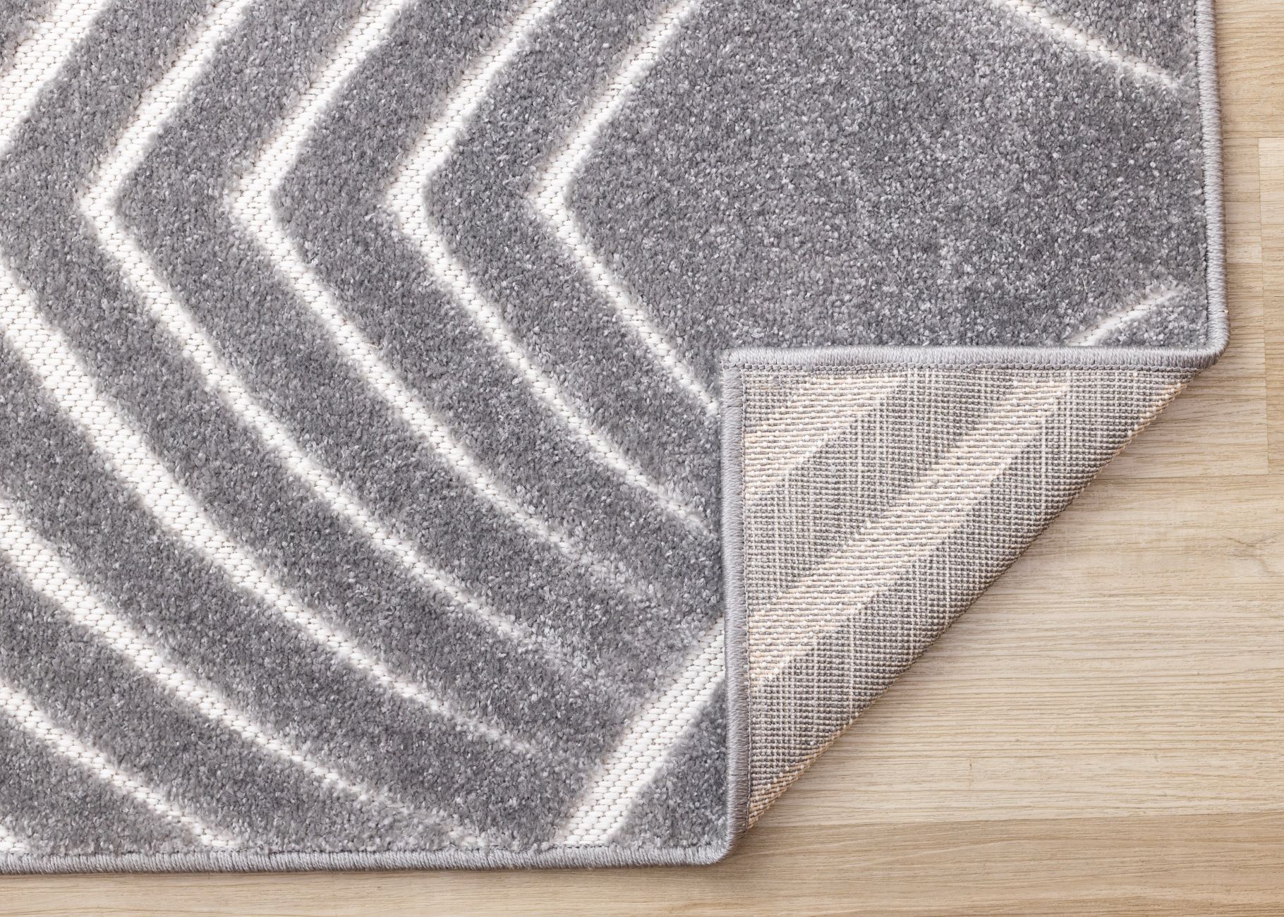 Silver Arches 5'3" x 7'7" Geometric Area Rug - Grey, White - Image 5