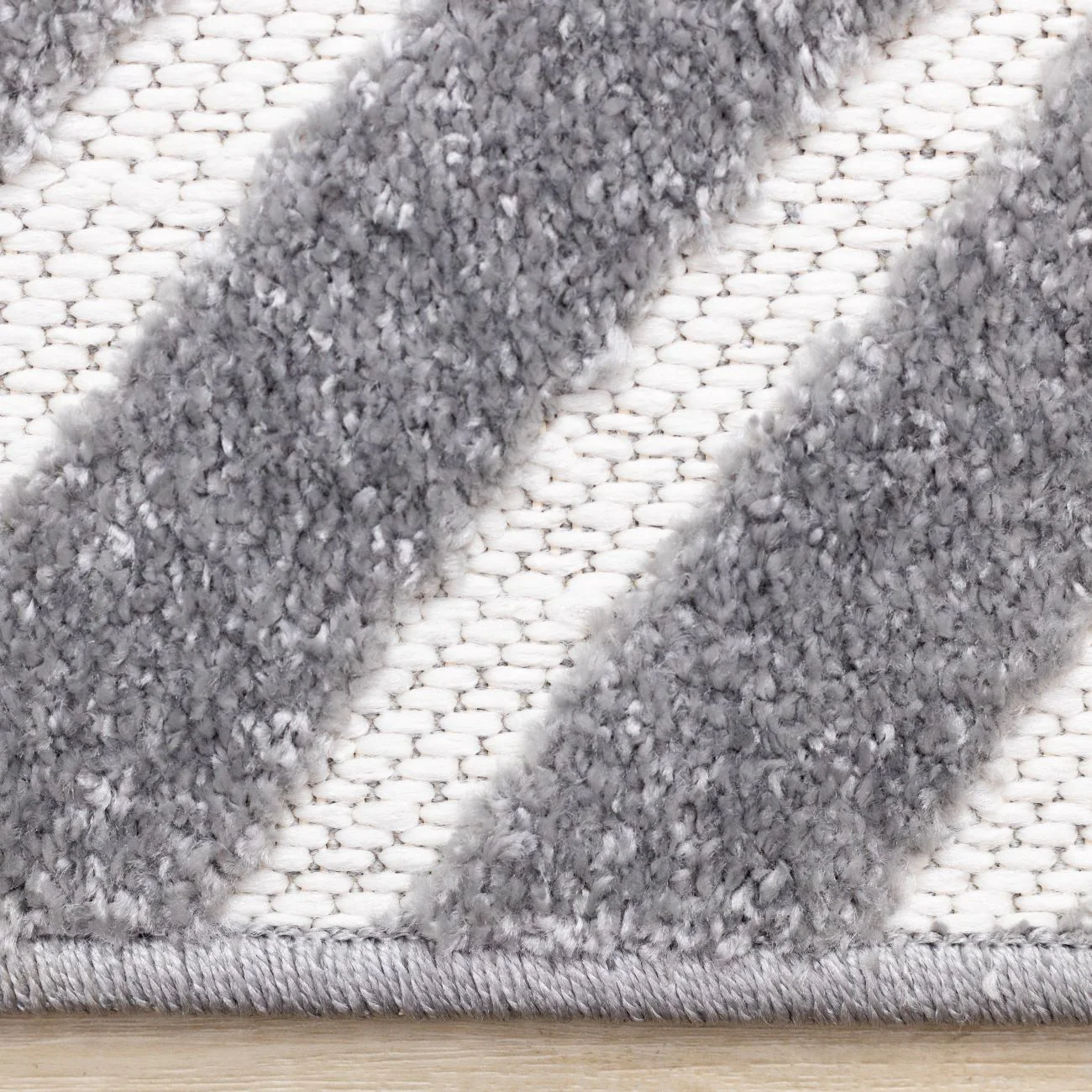 Silver Arches 6'7" x 9'10" Geometric Area Rug - Grey, White - Image 8