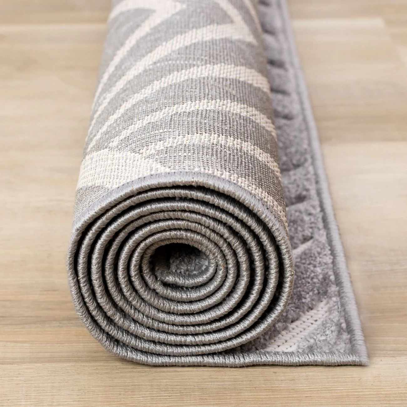 Silver Arches 6'7" x 9'10" Geometric Area Rug - Grey, White - Image 9