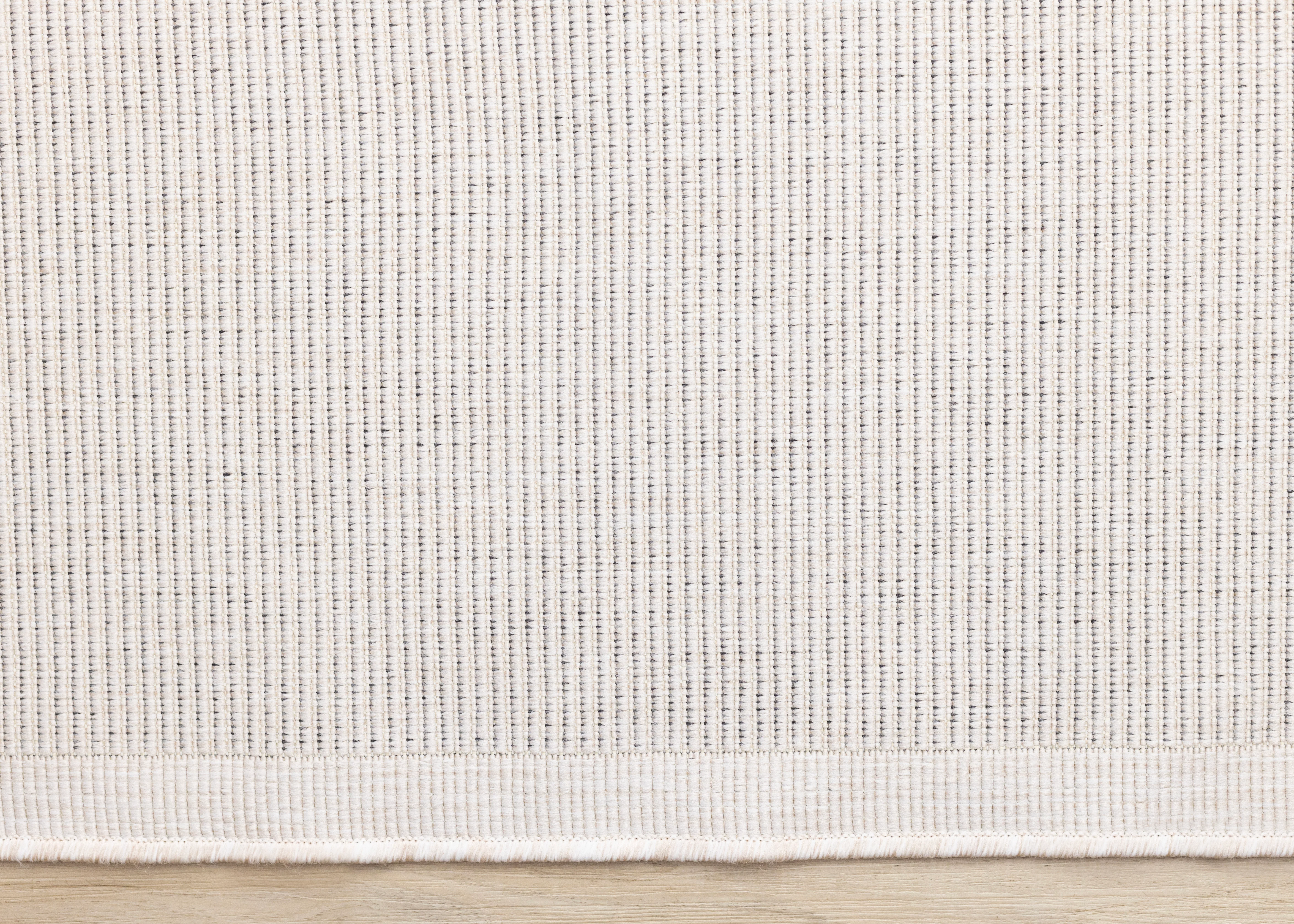 Summer Breeze 5'3" x 7'7" Outdoor Diamond Rug - White, Grey - Image 4