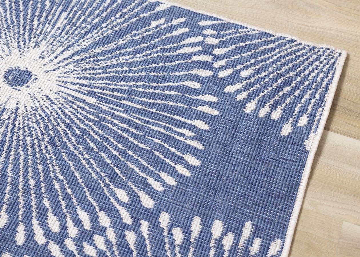 Summer Breeze 5'3" x 7'7" Outdoor Reversible Dandelion Wish Rug - Blue, White - Image 5