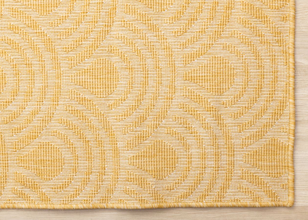 Summer Breeze 5'3" x 7'7" Outdoor Reversible Rug Rainbow Arch Pattern - Yellow, White - Image 6
