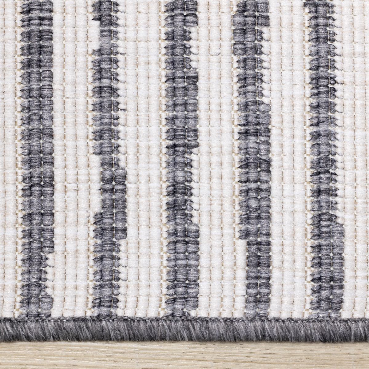 Summer Breeze 5'3" x 7'7" Outdoor Reversible Rug Triangles - Grey, Cream - Image 7