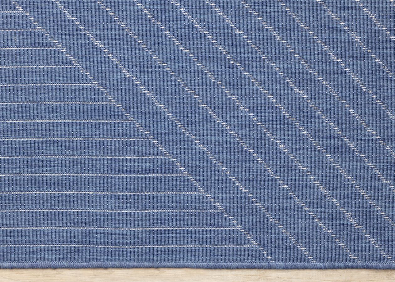 Summer Breeze 5'3" x 7'7" Outdoor Rug Traverse Stripes - Blue, White - Image 7