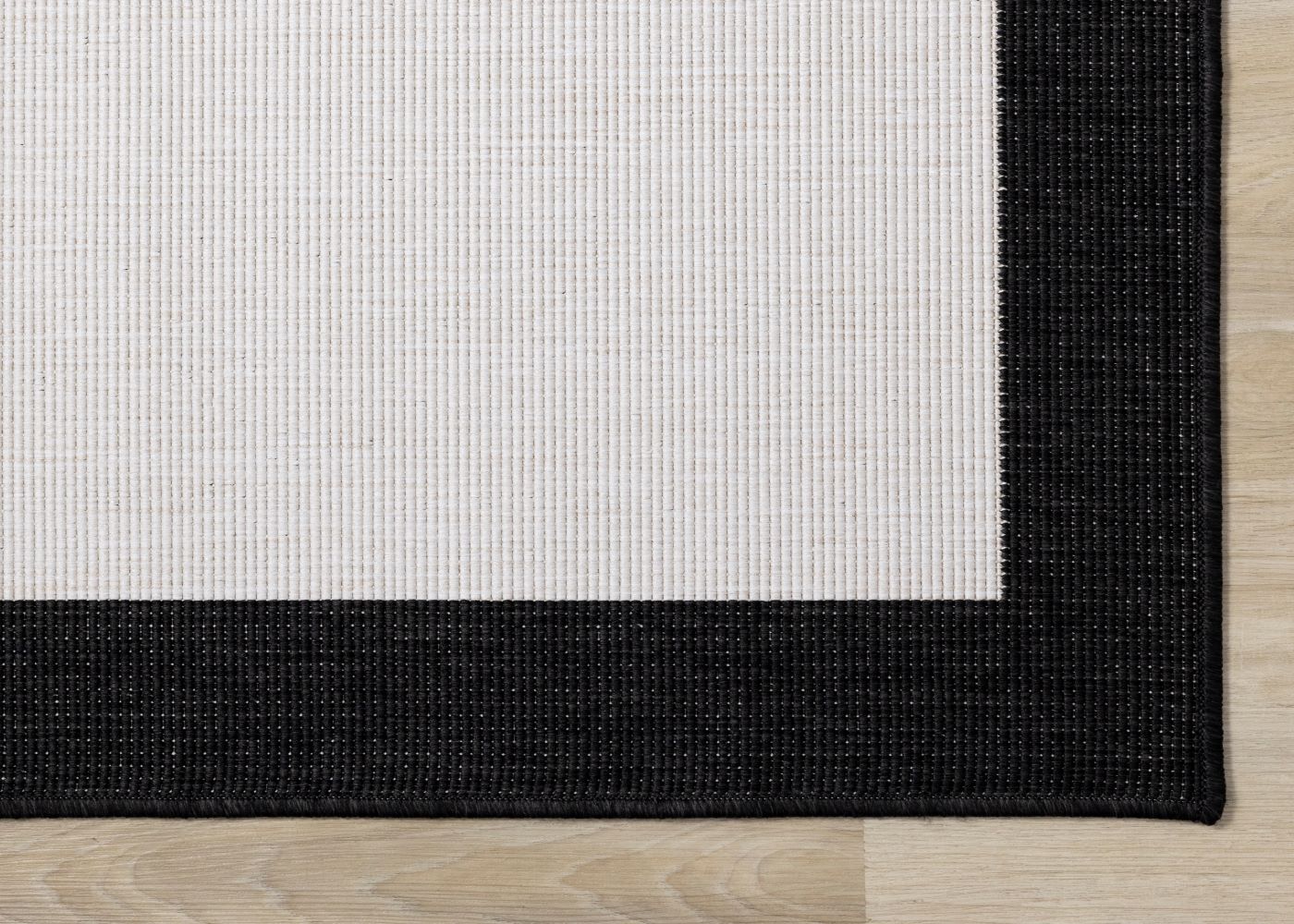 Summer Breeze 5'3" x 7'7" Reversible Outdoor Rug - Cream, Black Border - Image 6