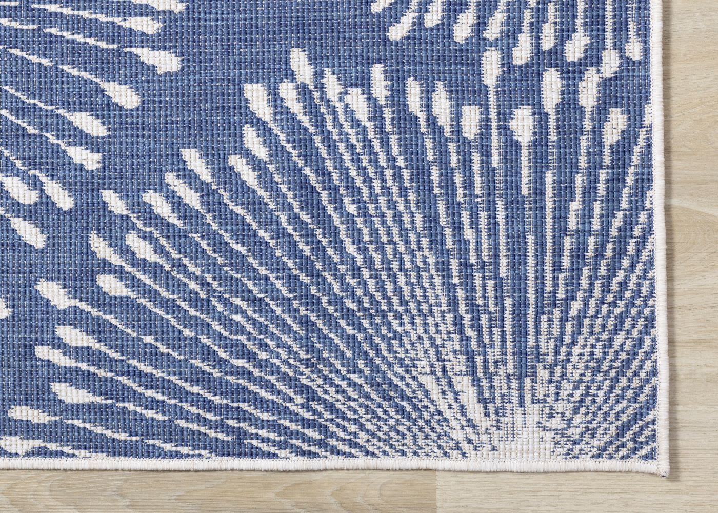 Summer Breeze 6'7" x 9'6" Outdoor Reversible Dandelion Wish Rug - Blue, White - Image 7