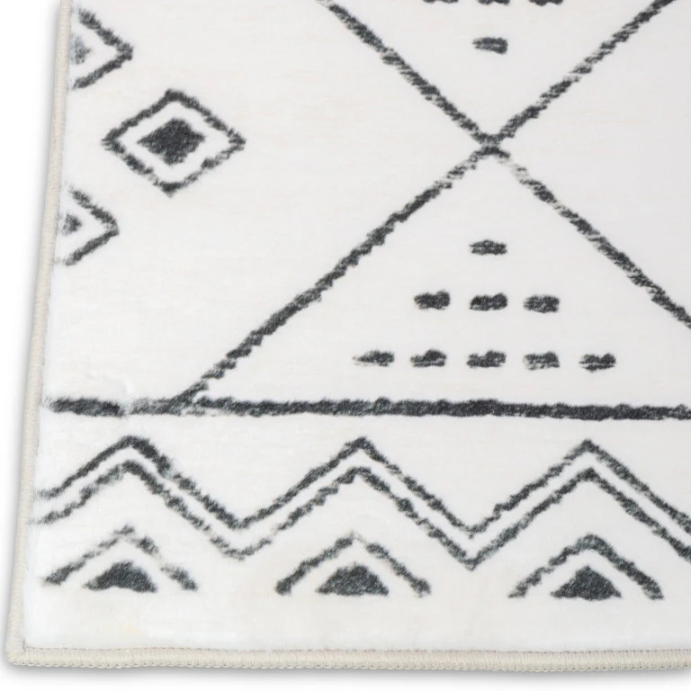 Touch Modern Rug - 3' x 5' - Black - Image 4