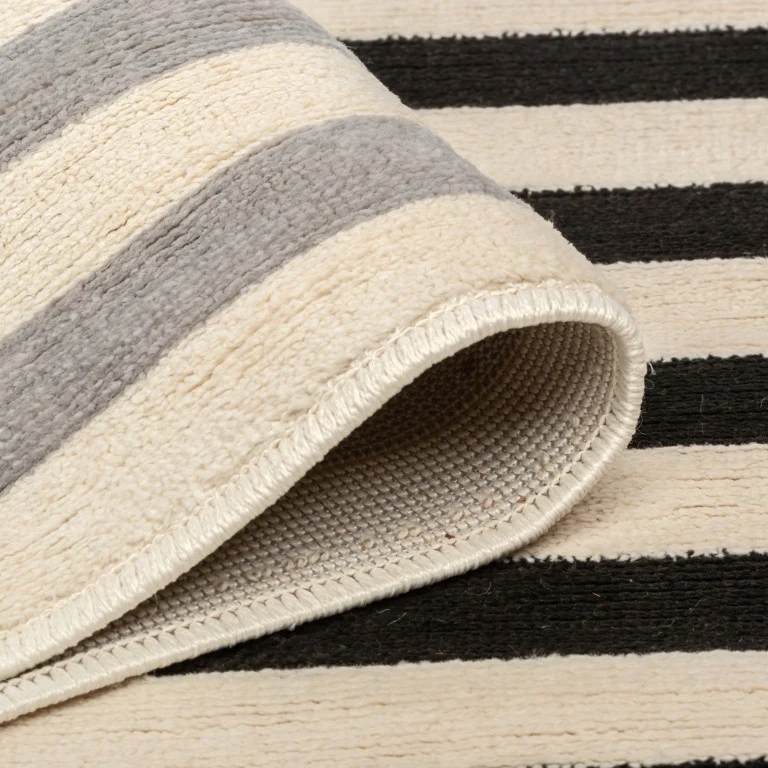 Urbane Lines Rug - 6' x 9' - Grey/Black - Image 5