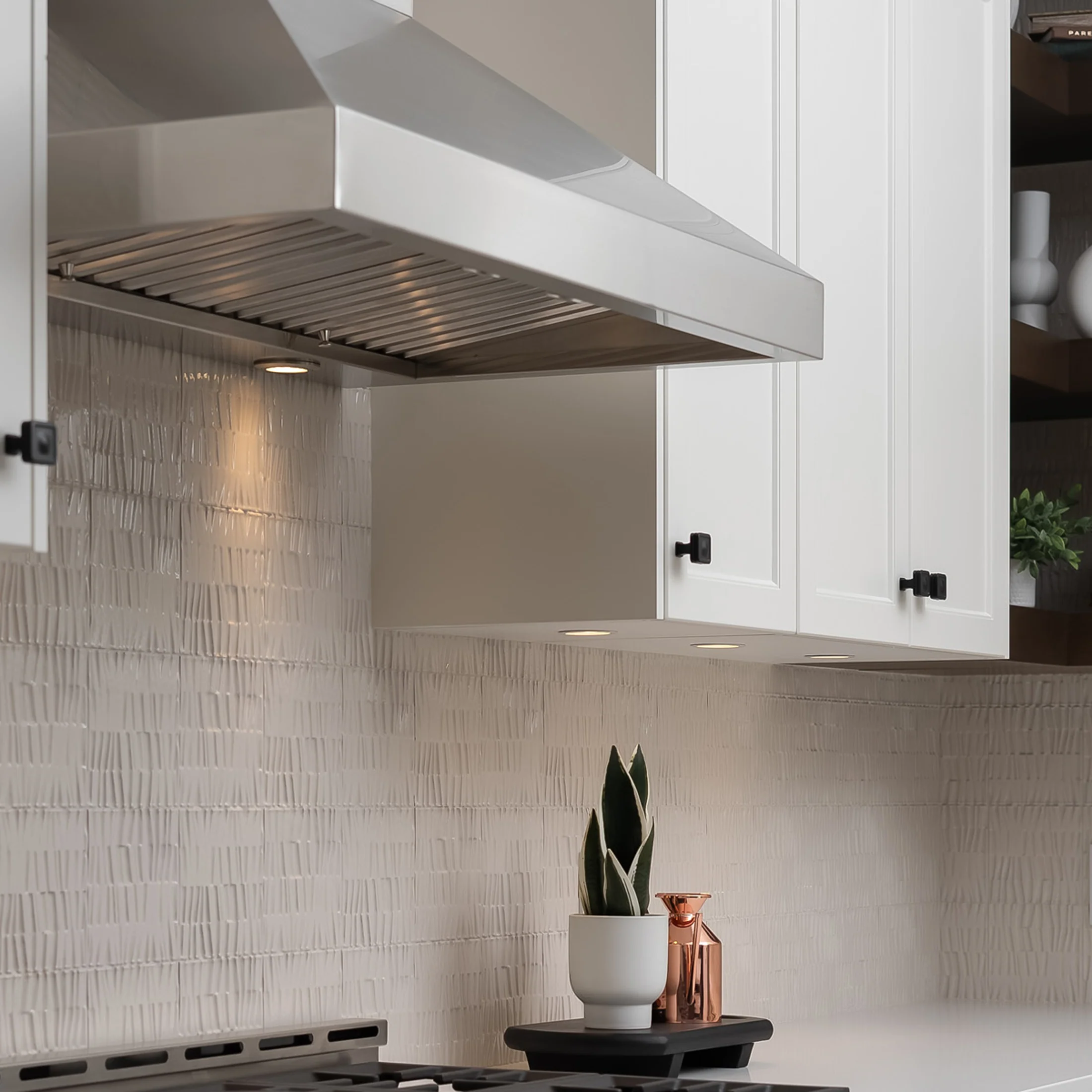 VICTORY Stainless Steel 36" 750 CFM Wall Mount Range Hood - Twister-36 - Image 2
