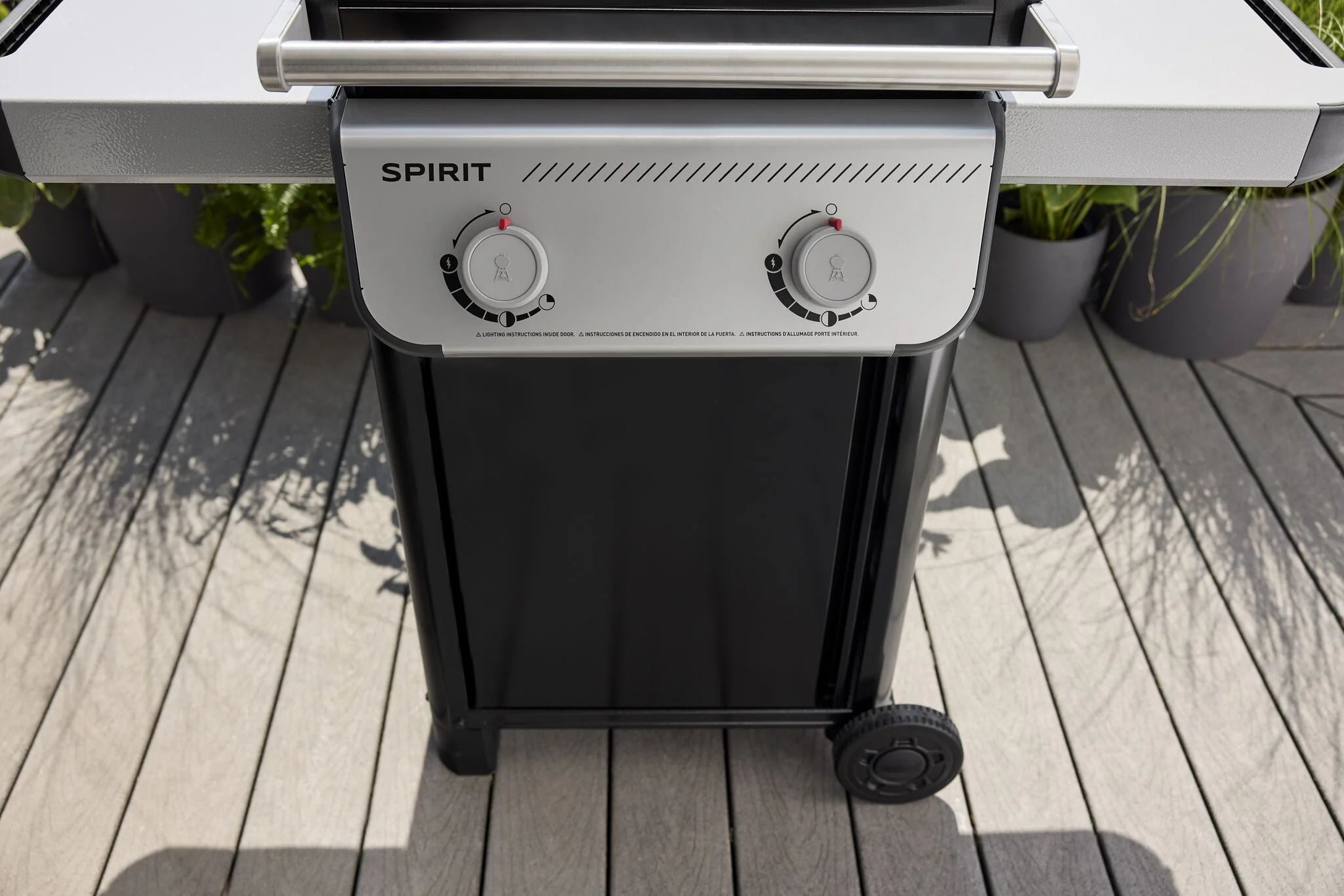 Weber Spirit E-210 Gas Grill (Liquid Propane) - 1501000 - Image 5