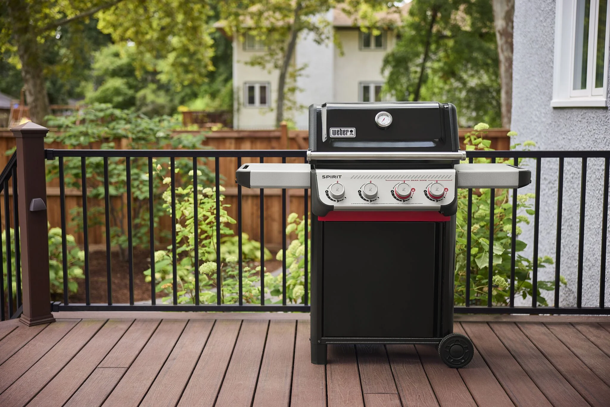 Weber Spirit E-425 Gas Grill (Liquid Propane) - 1500780 - Image 2