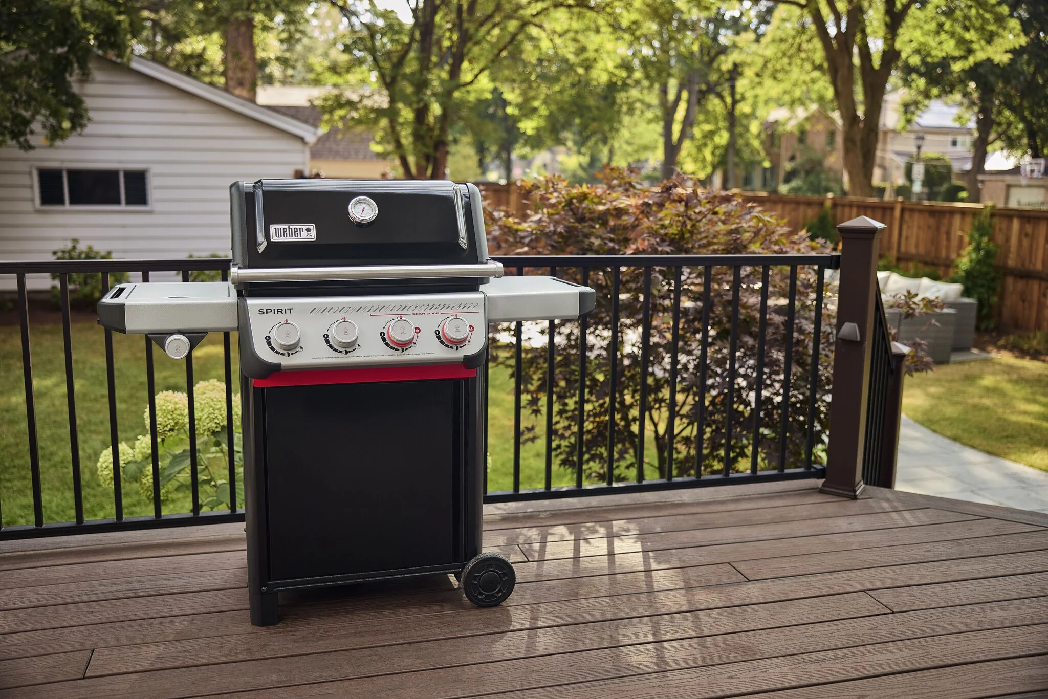 Weber Spirit E-435 Gas Grill (Natural Gas) - 1500783 - Image 2