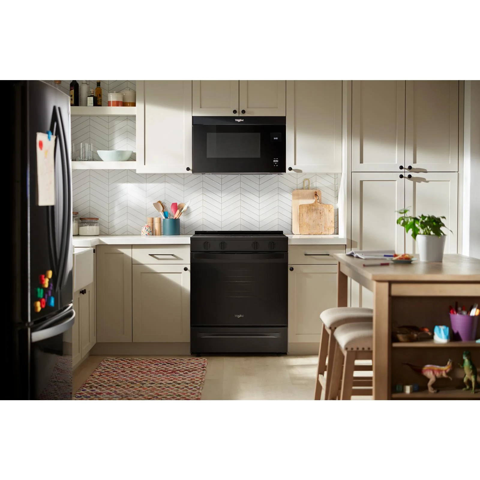 Whirlpool Black Slide-In Smart Electric Range (5.3 Cu. Ft.) - YWSES3330TB - Image 2