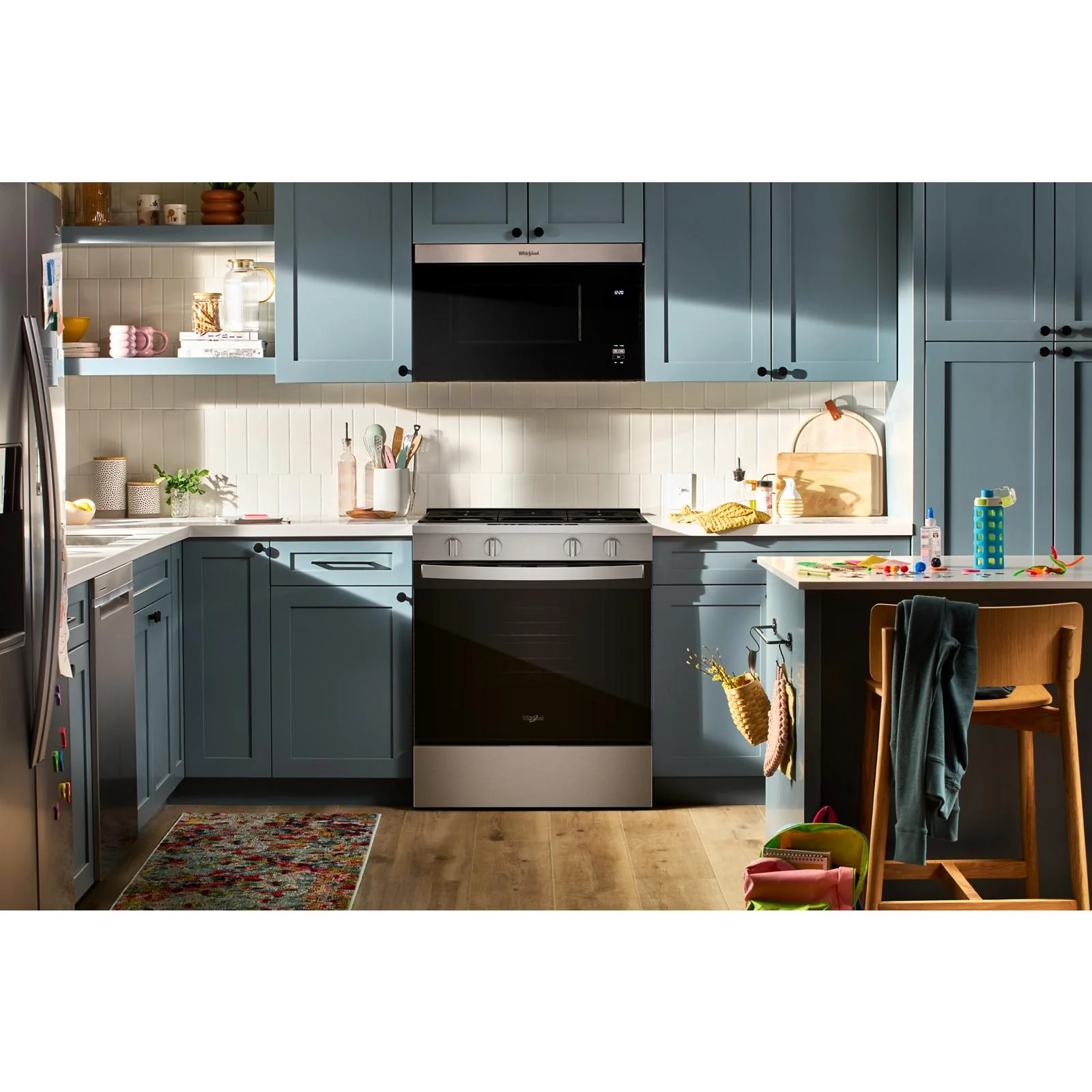 Whirlpool Fingerprint Resistant Stainless Steel Slide-In Smart Gas Convection Range (5.0 Cu. Ft.) - WSGS4530TZ - Image 2