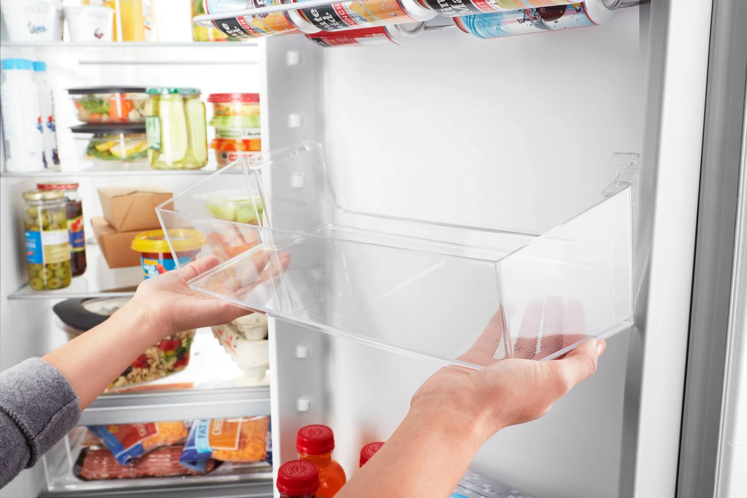 Whirlpool 32.8" 21 Cu. Ft. Monochromatic Stainless Steel Side-by-Side Refrigerator  - WRS331SDHM - Image 4