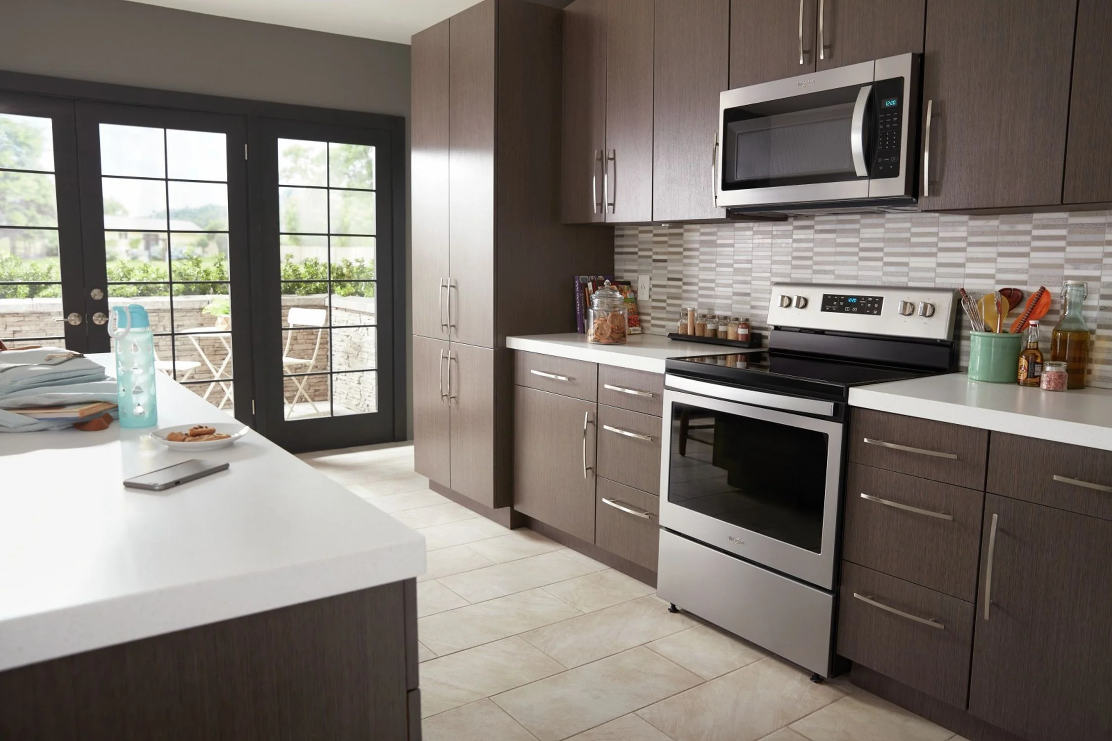 Whirlpool Stainless Steel Over-the-Range Microwave and Hood Combination (1.7 Cu.Ft.) - YWMH31017HS - Image 3