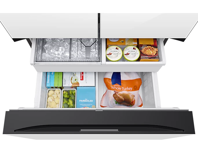 Samsung BESPOKE 36" French-Door Refrigerator with Autofill Pitcher (Without Panels) (30.1 Cu.Ft.) - RF30BB6200APAA - Image 6
