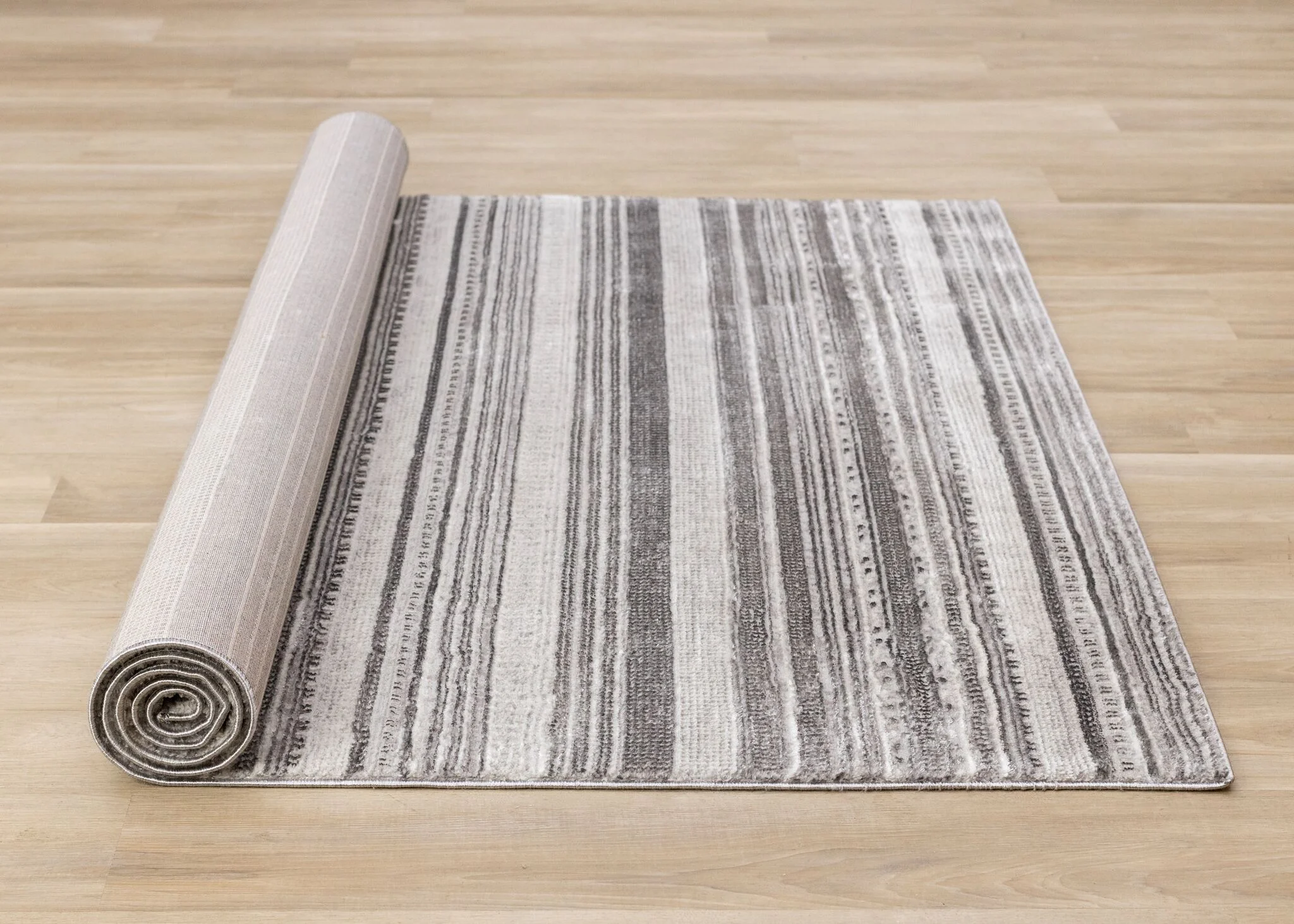 Zola 5'3" x 7'7" Patterned Rows Area Rug - Grey, White, Black - Image 9